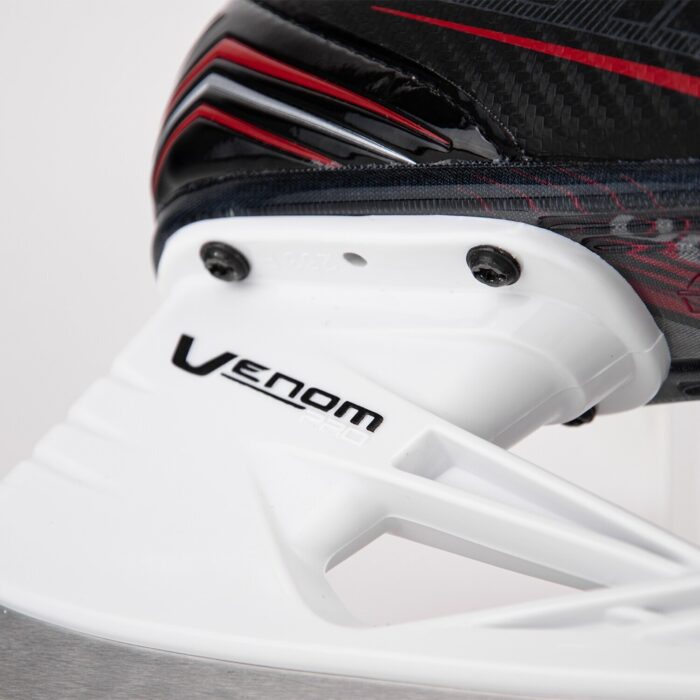 https://grafhockey.com/skates/ice/player/ultra-g3075/