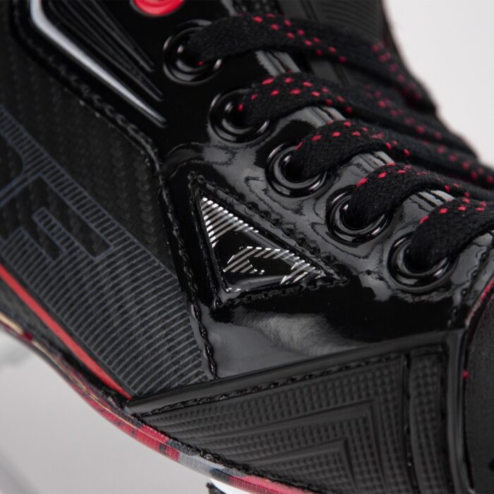 https://grafhockey.com/skates/ice/player/ultra-g3075/