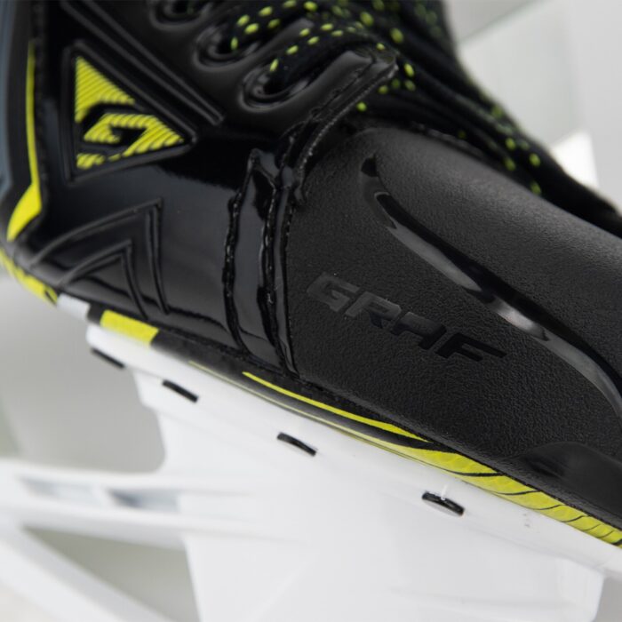 Offizielle Herstelleraufnahme https://grafhockey.com/skates/ice/player/supra-g315x/