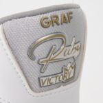 Deterministischer Crop aus verifiziertem offiziellen GRAF Ruby Victory Produktbild; keine generative Veränderung.
